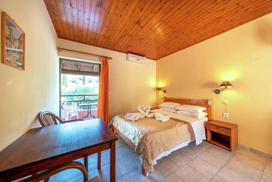 Mimosa Apartments With Pool Paleokastritsa Exteriér fotografie
